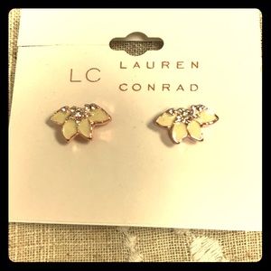 LC Lauren Conrad flower stud earrings